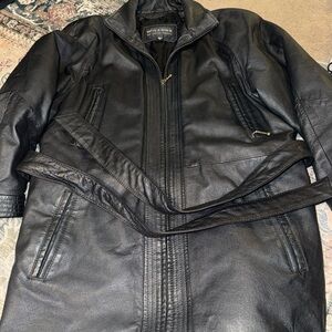 Wilsons Women's Black Leather Jacket